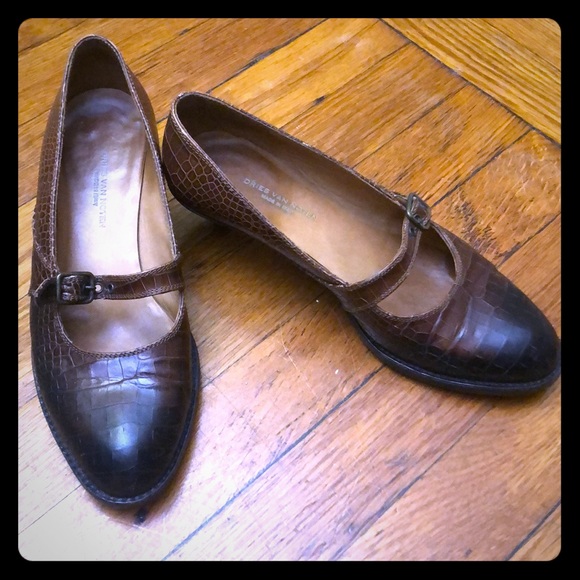 Dries Van Noten Shoes - Dries Van Noten Mary Janes kitten heels